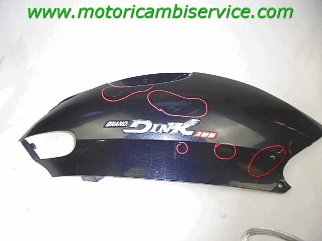 CARENAGE LATERALE OEM N. KY330115  PI?CES DE  D'OCCASION  MOTO KYMCO GRAN DINK 125 ( 2001 - 2006 ) D?PLACEMENT 125 cc ANN?E DE CONSTRUCTION