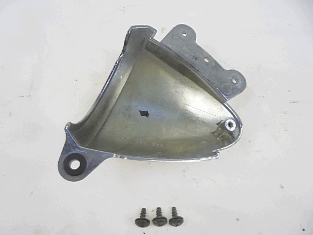 FAIRING LAT?RAL / ATTACHEMENT OEM N. 4722131F01 PI?CES DE  D'OCCASION  MOTO SUZUKI GSF 600 BANDIT (2000 - 2005) D?PLACEMENT 600 cc ANN?E DE CONSTRUCTION  2003