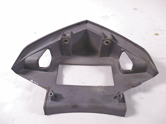 FAIRING ARRI?RE OEM N.  PI?CES DE  D'OCCASION  MOTO KYMCO DINK 125 (2007-2017) D?PLACEMENT 125 cc ANN?E DE CONSTRUCTION  2007