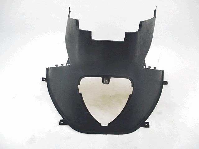 SOUS LE SI?GE FAIRING OEM N.  PI?CES DE  D'OCCASION  MOTO PEUGEOT SUM-UP 125 (2008-2011) D?PLACEMENT 125 cc ANN?E DE CONSTRUCTION