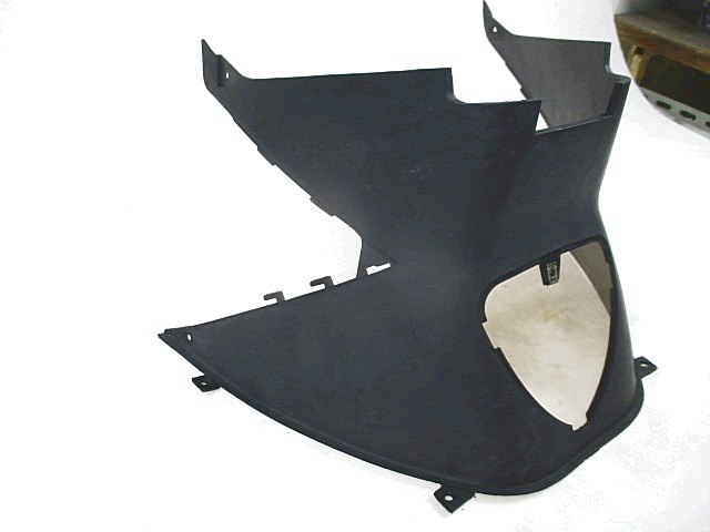 SOUS LE SI?GE FAIRING OEM N.  PI?CES DE  D'OCCASION  MOTO PEUGEOT SUM-UP 125 (2008-2011) D?PLACEMENT 125 cc ANN?E DE CONSTRUCTION