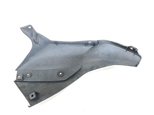 FAIRING LAT?RAL / ATTACHEMENT OEM N. GU32576210  PI?CES DE  D'OCCASION  MOTO MOTO GUZZI BREVA V 750 IE D?PLACEMENT 750 cc ANN?E DE CONSTRUCTION