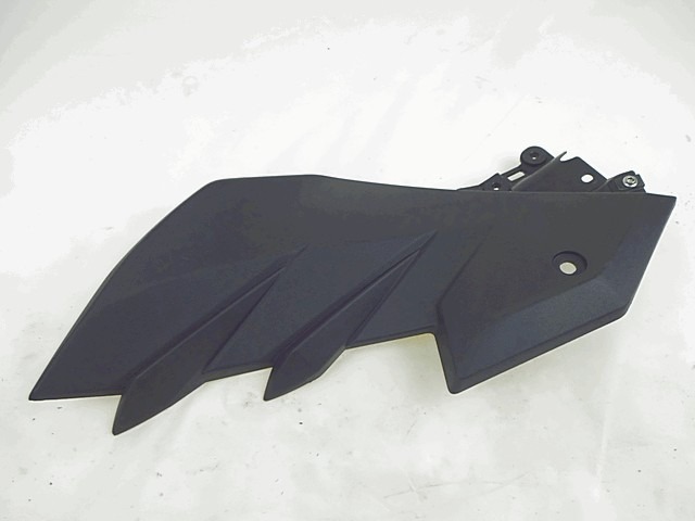 FAIRING LAT?RAL / ATTACHEMENT OEM N. 1409210126Z PI?CES DE  D'OCCASION  MOTO KAWASAKI Z 300 ABS ER300A B1 X (2015 - 2016) D?PLACEMENT 300 cc ANN?E DE CONSTRUCTION  2015