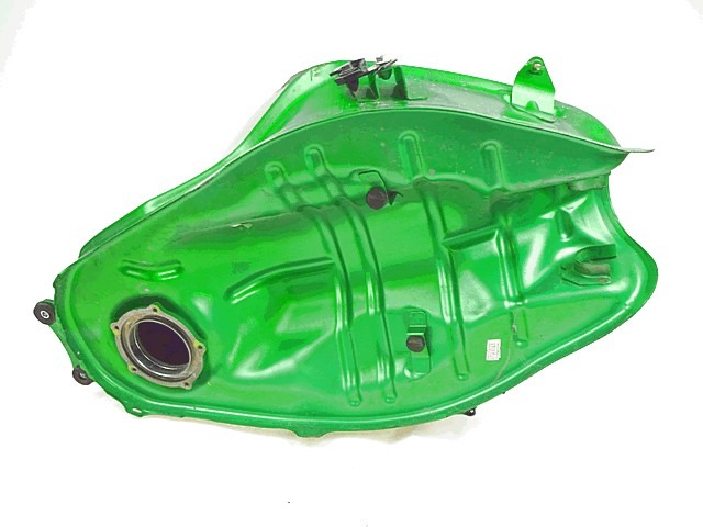 PIECES DE RESERVOIR A CARBURANT OEM N. 51089529635K  PI?CES DE  D'OCCASION  MOTO KAWASAKI Z 300 ABS ER300A B1 X (2015 - 2016) D?PLACEMENT 300 cc ANN?E DE CONSTRUCTION  2015