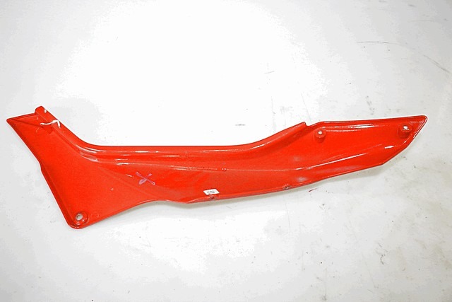 FAIRING LAT?RAL / ATTACHEMENT OEM N. 48211641AA PI?CES DE  D'OCCASION  MOTO DUCATI MULTISTRADA 1200 S (2010 - 2012) D?PLACEMENT 1200 cc ANN?E DE CONSTRUCTION  2010