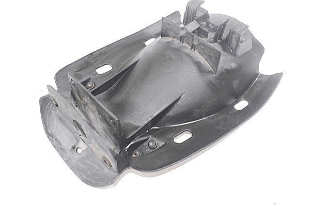 FENDER ARRI?RE / SOUS SI?GE OEM N. 55910051A PI?CES DE  D'OCCASION  MOTO DUCATI ST2 - ST4 - ST4 S ( 1997 - 2003 ) D?PLACEMENT 944 cc ANN?E DE CONSTRUCTION  2000