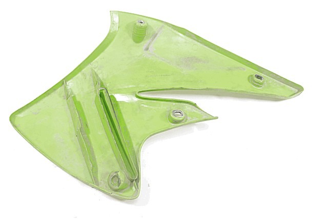 FAIRING LAT?RAL / ATTACHEMENT OEM N. 490890021290  PI?CES DE  D'OCCASION  MOTO KAWASAKI KX 250 F (2004 - 2005) D?PLACEMENT 250 cc ANN?E DE CONSTRUCTION  2005