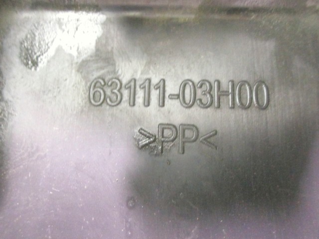 FENDER AVANT / ARRI?RE OEM N.  PI?CES DE  D'OCCASION  MOTO SUZUKI BURGMAN UH 200 (2006 - 2012) D?PLACEMENT 200 cc ANN?E DE CONSTRUCTION  2011