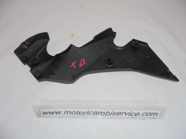 FAIRING LAT?RAL / ATTACHEMENT OEM N. 140920739 PI?CES DE  D'OCCASION  MOTO KAWASAKI ER-6 (2012-13) D?PLACEMENT 650 cc ANN?E DE CONSTRUCTION  2013