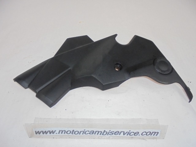 FAIRING LAT?RAL / ATTACHEMENT OEM N. 140920738 PI?CES DE  D'OCCASION  MOTO KAWASAKI ER-6 (2012-13) D?PLACEMENT 650 cc ANN?E DE CONSTRUCTION  2013