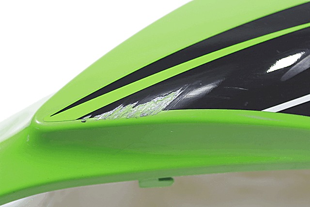 FAIRING LAT?RAL / ATTACHEMENT OEM N. 360410034 PI?CES DE  D'OCCASION  MOTO KAWASAKI NINJA 650 ABS ( DAL 2017 ) D?PLACEMENT 650 cc ANN?E DE CONSTRUCTION  2018