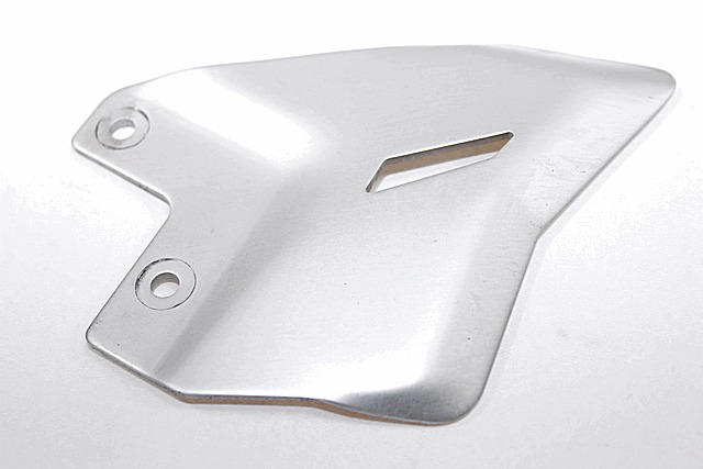 PROTECTION DE REPOSE PIED OEM N. 550201956 PI?CES DE  D'OCCASION  MOTO KAWASAKI Z 650 DAL 2017  D?PLACEMENT 650 cc ANN?E DE CONSTRUCTION  2018