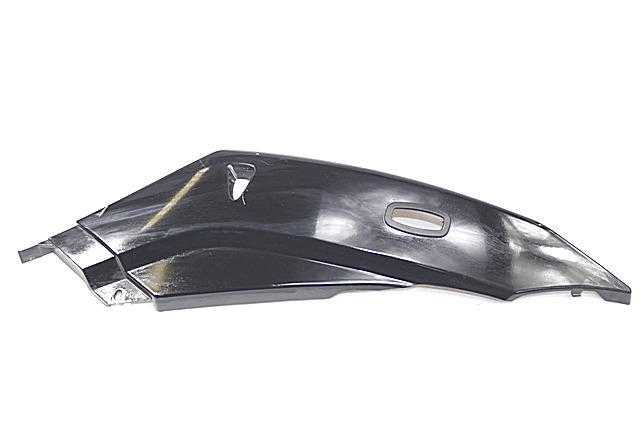 FAIRING LAT?RAL / ATTACHEMENT OEM N. 46637683682 PI?CES DE  D'OCCASION  MOTO BMW K28 R 1200 ST (2003 - 2007) D?PLACEMENT 1200 cc ANN?E DE CONSTRUCTION  2007