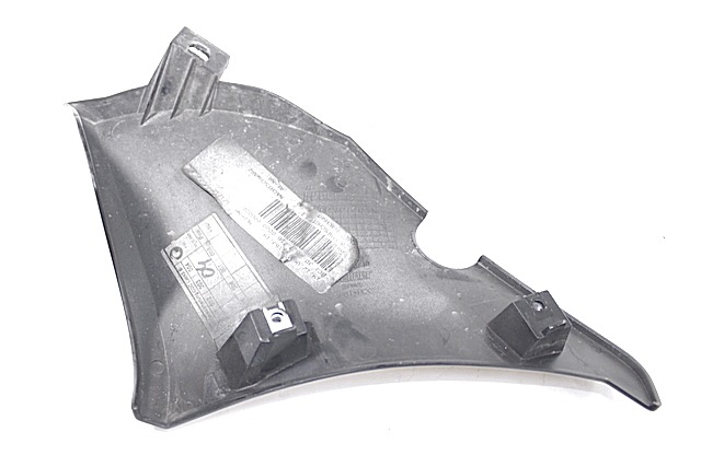 FAIRING LAT?RAL / ATTACHEMENT OEM N. 46637683669 PI?CES DE  D'OCCASION  MOTO BMW K28 R 1200 ST (2003 - 2007) D?PLACEMENT 1200 cc ANN?E DE CONSTRUCTION  2007