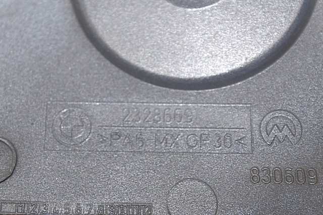 FAIRING LAT?RAL / ATTACHEMENT OEM N. 46637653793 PI?CES DE  D'OCCASION  MOTO BMW R28 R 1150 R / ROCKSTER ( 1999 - 2007 )  D?PLACEMENT 1150 cc ANN?E DE CONSTRUCTION  2001