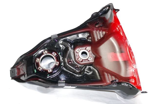 PIECES DE RESERVOIR A CARBURANT OEM N. 17500MJPF50ZA PI?CES DE  D'OCCASION  MOTO HONDA AFRICA TWIN CRF 1000 DAL 2016 D?PLACEMENT 1000 cc ANN?E DE CONSTRUCTION  2017