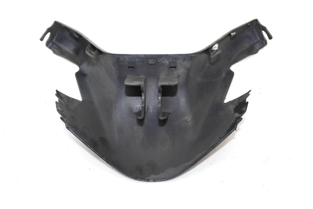 COUVERTURE DE TABLEAU DE BORD / GUIDON OEM N. 5631114G01Y0J PI?CES DE  D'OCCASION  MOTO SUZUKI BURGMAN AN 400 (2004 - 2005) D?PLACEMENT 400 cc ANN?E DE CONSTRUCTION  2005