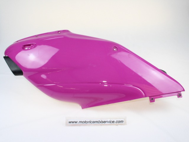 FAIRING LAT?RAL / ATTACHEMENT OEM N. 0028466 PI?CES DE  D'OCCASION  MOTO DUCATI 620 S SUPERSPORT (2003-2004) D?PLACEMENT 620 cc ANN?E DE CONSTRUCTION  2003