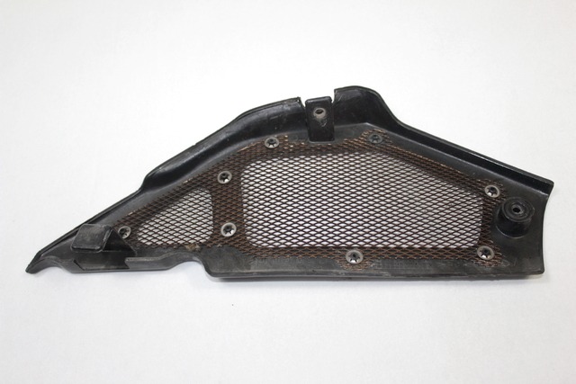 FAIRING LAT?RAL / ATTACHEMENT OEM N. AP8149288 AP8168487 PI?CES DE  D'OCCASION  MOTO APRILIA TUONO 1000 (2003 - 2004) D?PLACEMENT 1000 cc ANN?E DE CONSTRUCTION  2003