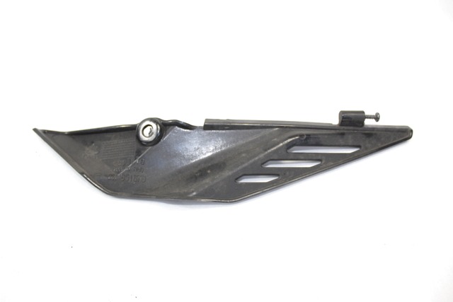 FAIRING LAT?RAL / ATTACHEMENT OEM N. 851670 PI?CES DE  D'OCCASION  MOTO APRILIA SHIVER 750 (2008 - 2010) D?PLACEMENT 750 cc ANN?E DE CONSTRUCTION  2008