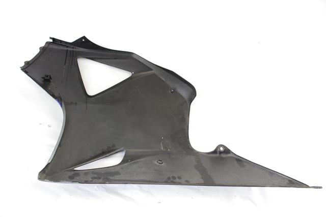 FAIRING LAT?RAL / ATTACHEMENT OEM N. 64100MCJD10 PI?CES DE  D'OCCASION  MOTO HONDA CBR 900 RR FIREBLADE SC50 (2002 - 2004) D?PLACEMENT 954 cc ANN?E DE CONSTRUCTION  2003