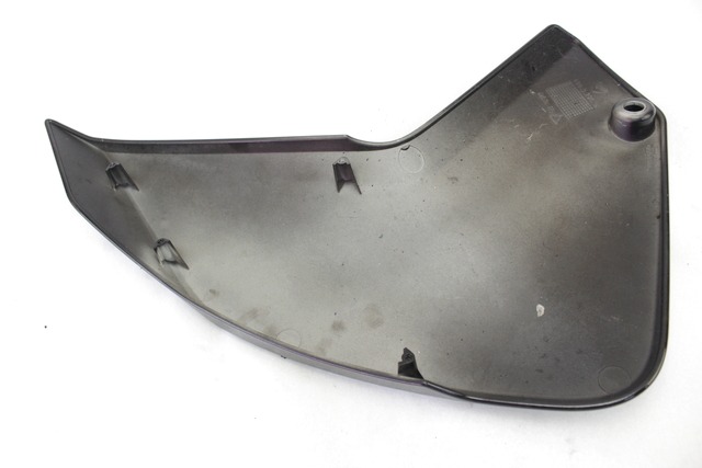 FAIRING LAT?RAL / ATTACHEMENT OEM N. (D) 48012912AA PI?CES DE  D'OCCASION  MOTO DUCATI MULTISTRADA 1200 S (2010 - 2012) D?PLACEMENT 1200 cc ANN?E DE CONSTRUCTION  2010