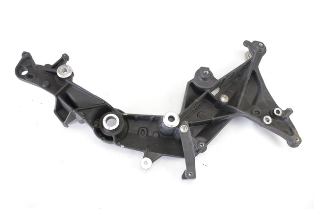 SUPPORT MOTEUR OEM N. 47110171B PI?CES DE  D'OCCASION  MOTO DUCATI MULTISTRADA 1200 S (2010 - 2012) D?PLACEMENT 1200 cc ANN?E DE CONSTRUCTION  2010