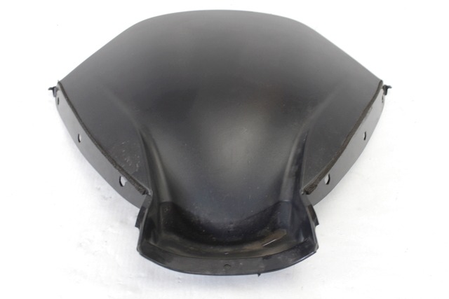 PARE-BRISE / CARENAGE AVANT OEM N. (D) 9442105H00291 PI?CES DE  D'OCCASION  MOTO SUZUKI BURGMAN AN 400 (2008-2013)  D?PLACEMENT 400 cc ANN?E DE CONSTRUCTION  2010