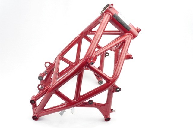 CHASSIS AVEC PAPIERS OEM N. 80A0B6617 8000B7926 PI?CES DE  D'OCCASION  MOTO MV AGUSTA BRUTALE 800 (2012 - 2016) D?PLACEMENT 800 cc ANN?E DE CONSTRUCTION  2014