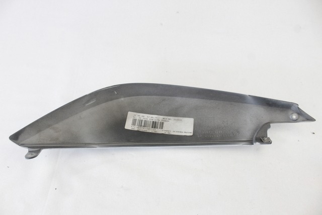 FAIRING LAT?RAL / ATTACHEMENT OEM N. 46637720619 PI?CES DE  D'OCCASION  MOTO BMW K73 F 800 R (2005 - 2019) D?PLACEMENT 800 cc ANN?E DE CONSTRUCTION  2009