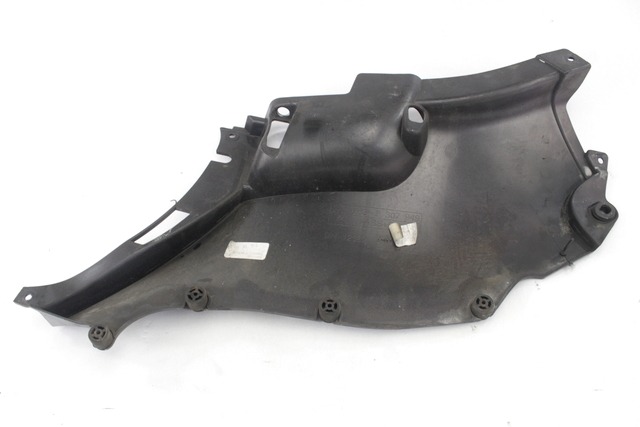 FAIRING LAT?RAL / ATTACHEMENT OEM N. 46632307947 PI?CES DE  D'OCCASION  MOTO BMW K589 K 1200 RS / LT ( 1996-2008 ) D?PLACEMENT 1200 cc ANN?E DE CONSTRUCTION  2000