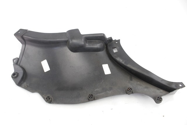 FAIRING LAT?RAL / ATTACHEMENT OEM N. 46632307948 PI?CES DE  D'OCCASION  MOTO BMW K589 K 1200 RS / LT ( 1996-2008 ) D?PLACEMENT 1200 cc ANN?E DE CONSTRUCTION  2000