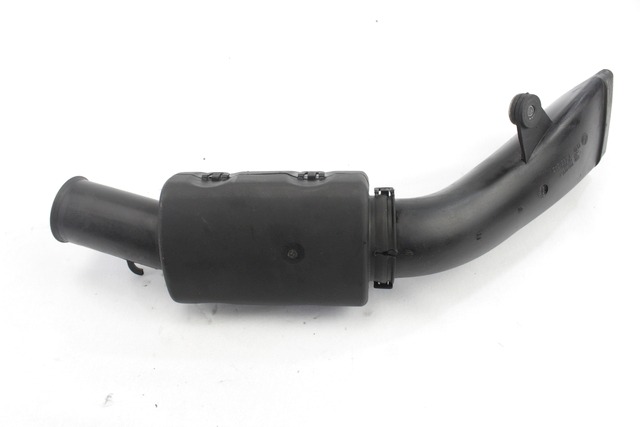 CONDUIT D'AIR / COLLECTEUR OEM N. 13711465244 13711465260 PI?CES DE  D'OCCASION  MOTO BMW K589 K 1200 RS / LT ( 1996-2008 ) D?PLACEMENT 1200 cc ANN?E DE CONSTRUCTION  2000