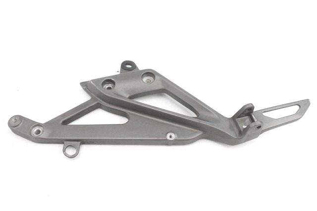 SUPPORT DE REPOSE-PIEDS OEM N. 50750MGSD70ZA PI?CES DE  D'OCCASION  MOTO HONDA RC62 INTEGRA NC700D (2011 - 2013) D?PLACEMENT 700 cc ANN?E DE CONSTRUCTION  2013