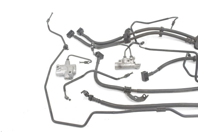 TUYAU DE FREIN / CABLE OEM N.  PI?CES DE  D'OCCASION  MOTO HONDA RC62 INTEGRA NC700D (2011 - 2013) D?PLACEMENT 700 cc ANN?E DE CONSTRUCTION  2013