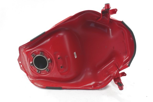 PIECES DE RESERVOIR A CARBURANT OEM N. 17500MJEDH0ZB PI?CES DE  D'OCCASION  MOTO HONDA RC97 CB 650 F (2017 - 2018) D?PLACEMENT 650 cc ANN?E DE CONSTRUCTION  2017