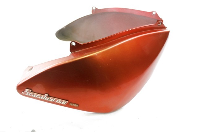 APRILIA SCARABEO 150 103237 CARENA INFERIORE SELLA 99 - 02 LOWER SEAT FAIRING LEGGERI GRAFFI