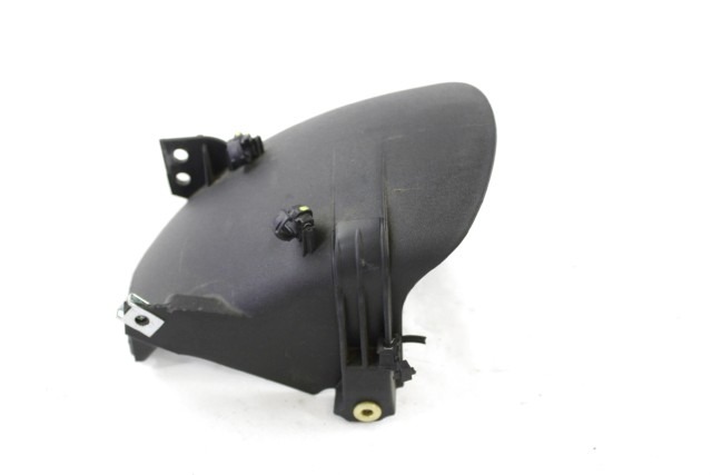 PIAGGIO MP3 300 HPE 655431 PARAFANGO PARASPRUZZI POSTERIORE DAL 2019 REAR SPLASHGUARD