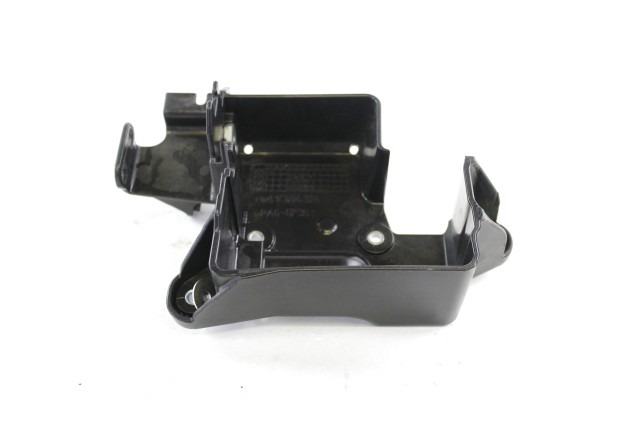 PIAGGIO MP3 300 HPE 1C004324 SUPPORTO BATTERIA DAL 2019 BATTERY HOLDER