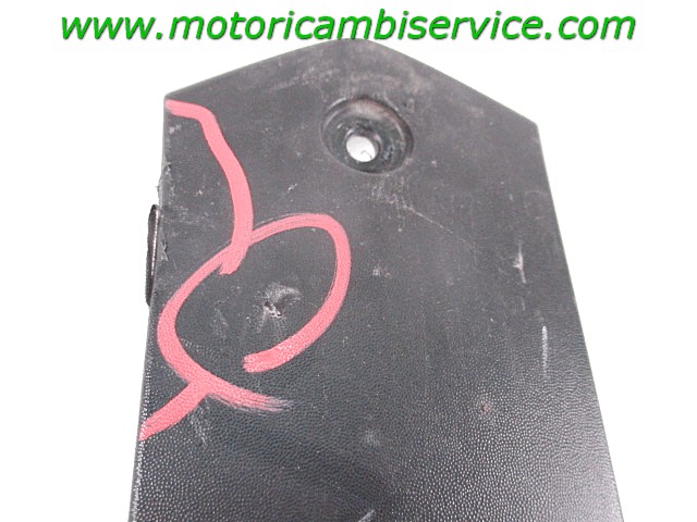 COUVERTURE DE TABLEAU DE BORD / GUIDON OEM N. 46637725033 PI?CES DE  D'OCCASION  MOTO BMW K19 C 650 GT (2011-2018) D?PLACEMENT 650 cc ANN?E DE CONSTRUCTION  2013