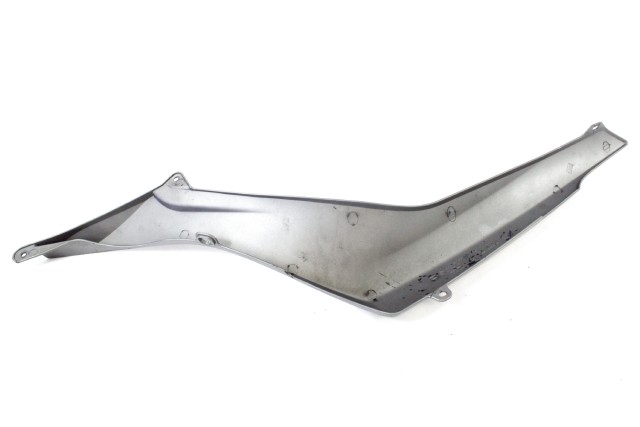 BMW R 1200 R 46637697197 CARENA CENTRALE DESTRA K27 05 - 10 RIGHT SIDE TRIM PANEL PICCOLA CREPA 46637697198