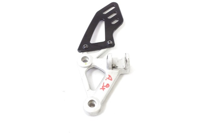 APRILIA SHIVER 900 894585 STAFFA PEDANA ANTERIORE SINISTRA 17 - 20 FRONT LEFT FOOTREST HOLDER