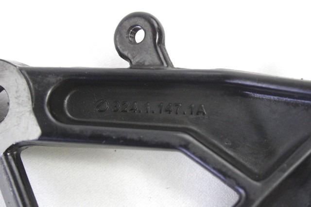 DUCATI 848 EVO CORSE 82411471AB STAFFA PEDANA ANTERIORE DESTRA 11 - 13 FRONT RIGHT FOOREST HOLDER 82411471A