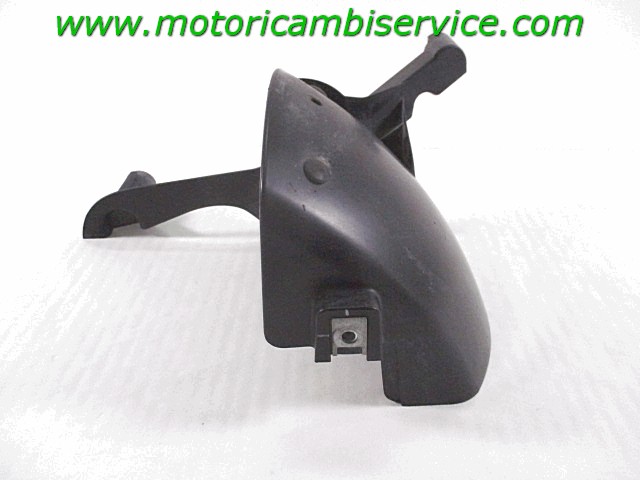 FENDER AVANT / ARRI?RE OEM N. 37PF16110000 PI?CES DE  D'OCCASION  MOTO YAMAHA X-MAX YP R - RA ABS ( 2013 - 2016 ) 125 / 250 / 400 D?PLACEMENT 125 cc ANN?E DE CONSTRUCTION  2015