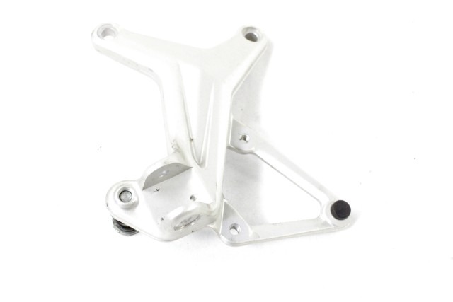 MV AGUSTA F3 675 - 800 8000B7474 STAFFA PEDANA ANTERIORE SINISTRA (DAL 2012) FRONT LEFT FOOTREST HOLDER