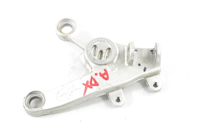 MV AGUSTA BRUTALE 1090 RR 8000B5746 STAFFA PEDANA ANTERIORE DESTRA 09 - 11 FRONT RIGHT FOOTREST HOLDER 