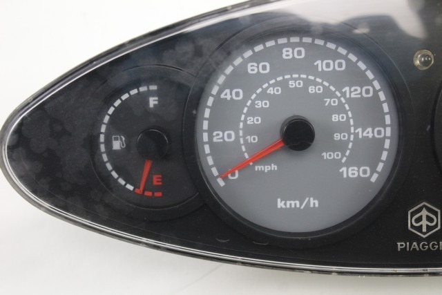 PIAGGIO X9 180 AMALFI 639179 STRUMENTAZIONE ANALOGICA 00 - 02 SPEEDOMETER