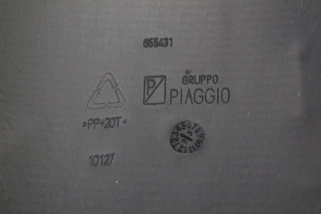 PIAGGIO MP3 300 HPE 655431 PARAFANGO POSTERIORE 21 - 24 REAR MUDGUARD