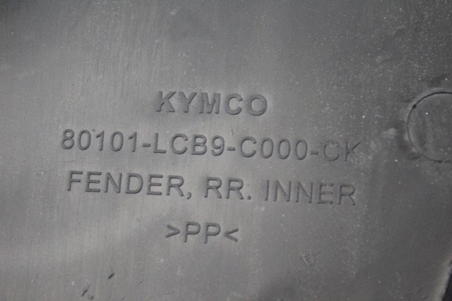 KYMCO AGILITY 50 8010ALGB5E10N1R 80101LCB9C000CK PARAFANGO POSTERIORE INTERNO 19 - 24 REAR INNER FENDER