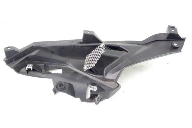 BENELLI TRK 502 X 65316P160000 COVER BECCO ANTERIORE CONVOGLIATORE SINISTRA 18 - 24 FRONT LEFT AIR MANIFOLD